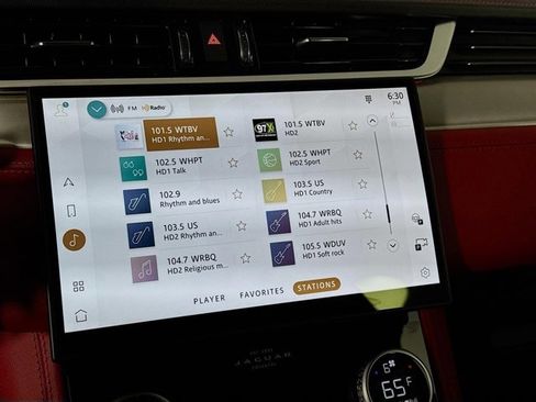 Used 2026 Jaguar F-PACE R-Dynamic S image 15