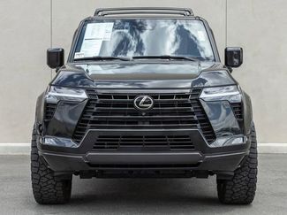 Used 2024 Lexus GX 550 w/ Accessory Package (2T) AWD/4WD video 2