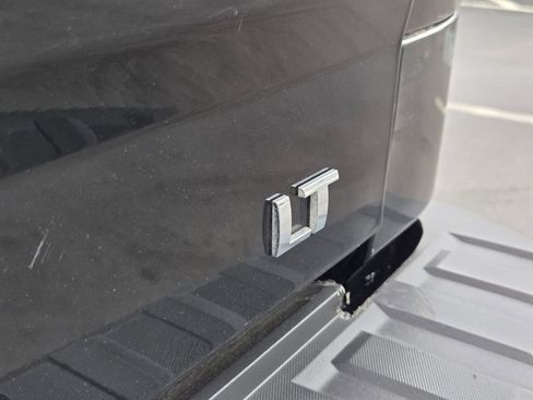 Used 2018 Chevrolet Silverado 1500 LT w/ Texas Edition image 9