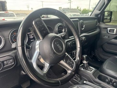 Used 2020 Jeep Gladiator Overland w/ Popular Equipment Package AWD/4WD image 10