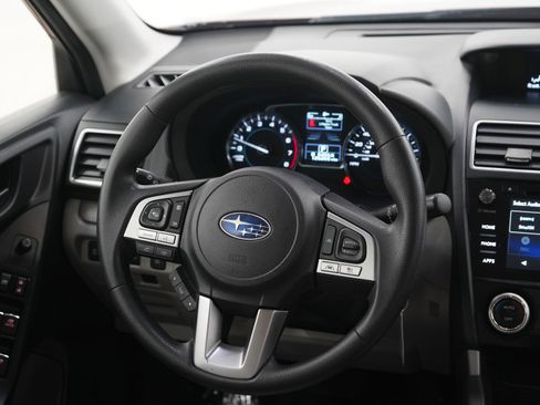 Used 2017 Subaru Forester 2.5i Premium AWD/4WD image 14