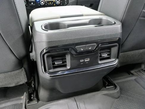 Used 2024 Chevrolet Silverado 2500 ZR2 w/ Technology Package AWD/4WD image 22