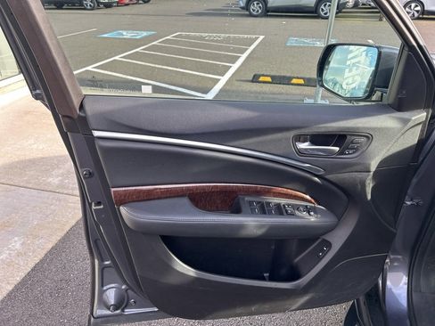 Used 2017 Acura MDX SH-AWD w/ Technology Package image 25