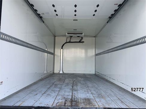 Used 2024 Chevrolet Express 3500 w/ Power Convenience Package RWD image 8