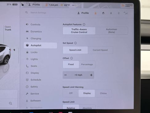Used 2023 Tesla Model Y Long Range image 31