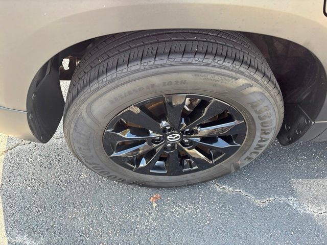 Certified 2025 MAZDA CX-50 AWD 2.5 S w/ Premium Package image 17