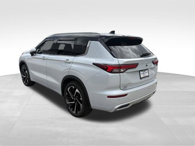 Used 2024 Mitsubishi Outlander SEL AWD/4WD image 11