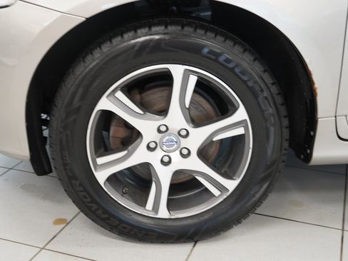 Used 2014 Volvo XC60 T6 image 18