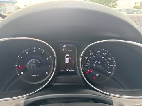Used 2013 Hyundai Santa Fe Sport FWD image 7
