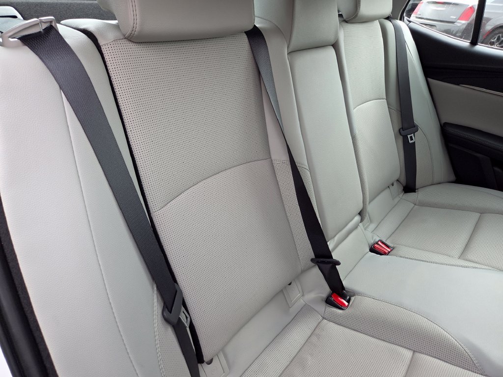 Used 2025 Toyota Camry XLE AWD/4WD image 30