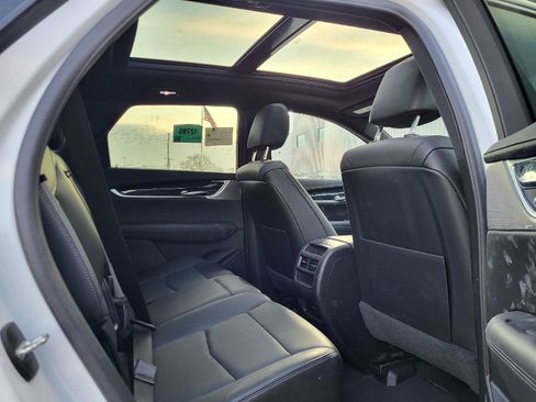 Used 2024 Cadillac XT5 Premium Luxury image 11