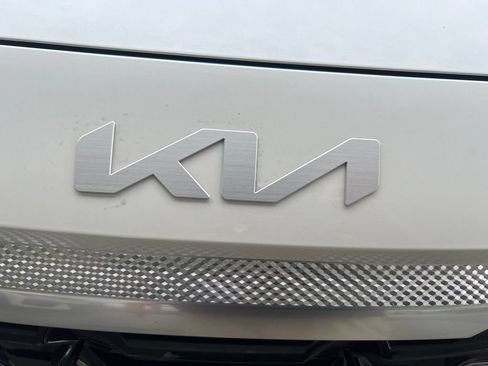 Certified 2024 Kia Seltos EX AWD/4WD image 33