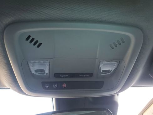 Used 2021 Chevrolet Malibu RS image 41