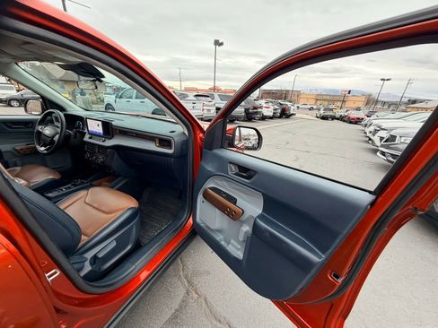 Used 2022 Ford Maverick Lariat w/ Lariat Luxury Package image 30