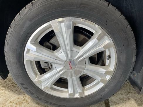 Used 2016 GMC Terrain SLT w/ Open Road Package AWD/4WD image 10