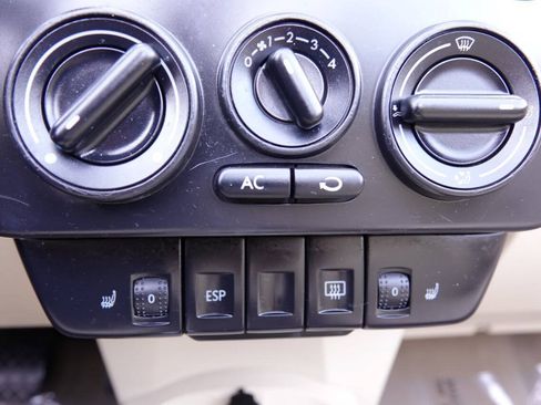 Used 2008 Volkswagen Beetle SE FWD image 81
