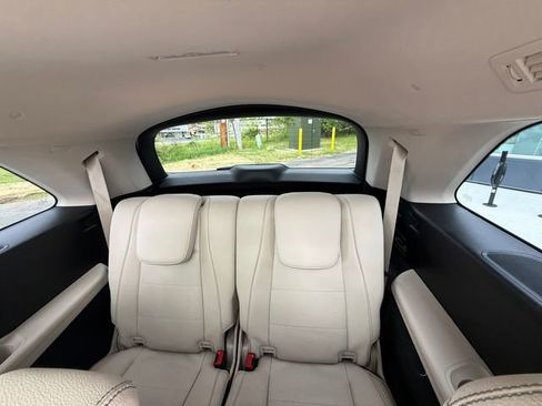 Used 2022 Mercedes-Benz GLS 450 4MATIC image 30