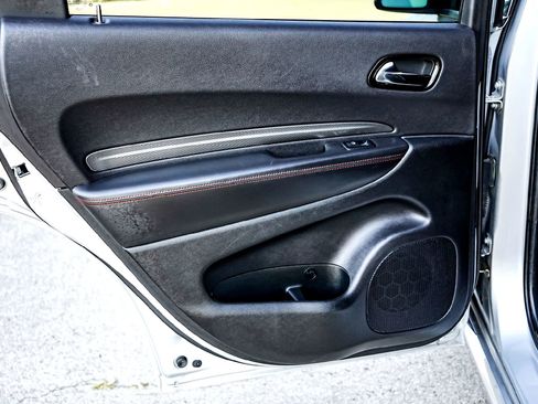 Used 2024 Dodge Durango GT image 31