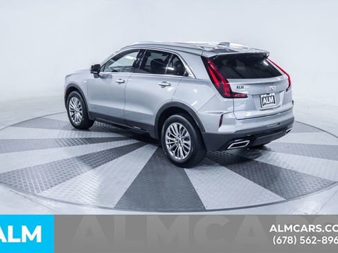 Used 2025 Cadillac XT4 Premium Luxury FWD image 7