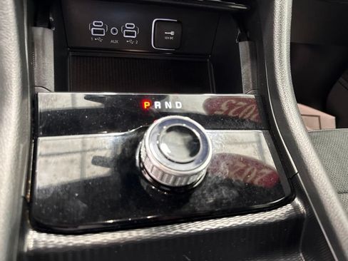 Used 2025 Jeep Grand Cherokee Altitude AWD/4WD image 33