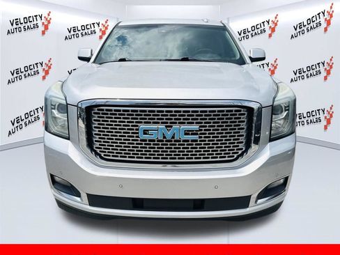 Used 2015 GMC Yukon XL Denali RWD image 8