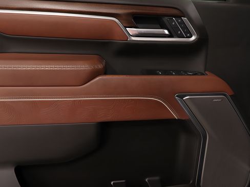 Used 2025 GMC Sierra 2500 Denali Ultimate AWD/4WD image 23