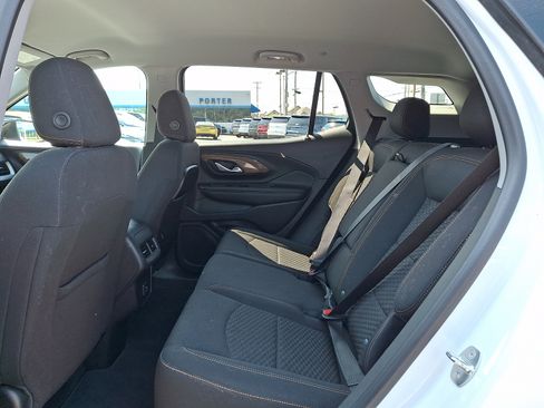 Certified 2021 GMC Terrain SLE w/ Driver Convenience Package FWD image 10