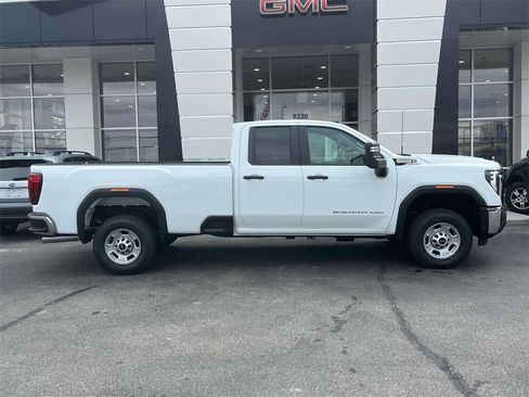 New 2025 GMC Sierra 2500 Pro w/ Convenience Package image 2