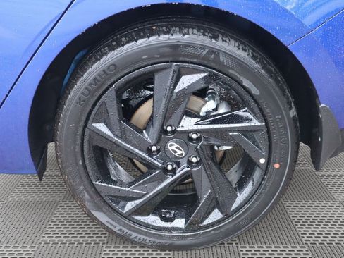 New 2026 Hyundai Elantra Sport image 5