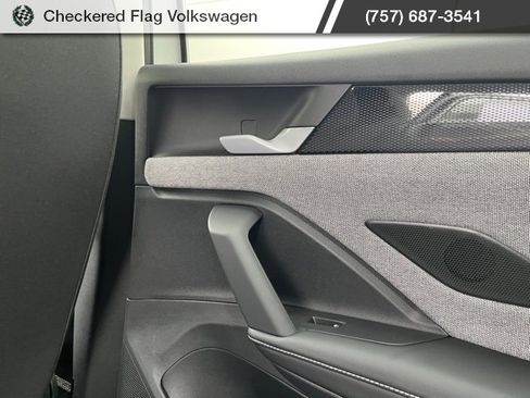 New 2025 Volkswagen Tiguan S image 46