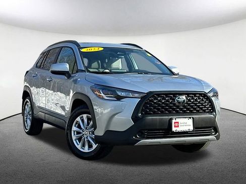 Certified 2024 Toyota Corolla Cross LE w/ Moonroof Package image 2