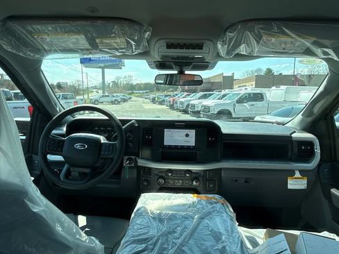 New 2026 Ford F550 4x4 Regular Cab Super Duty image 19