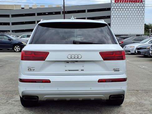 Used 2017 Audi Q7 3.0T Prestige AWD/4WD image 24