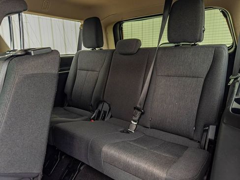Used 2024 Ford Expedition Max XLT AWD/4WD image 10