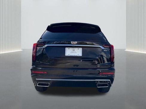 New 2025 Cadillac XT6 Luxury image 6