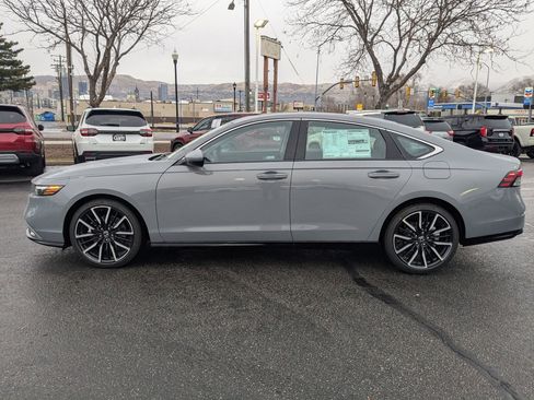 New 2025 Honda Accord Touring image 9