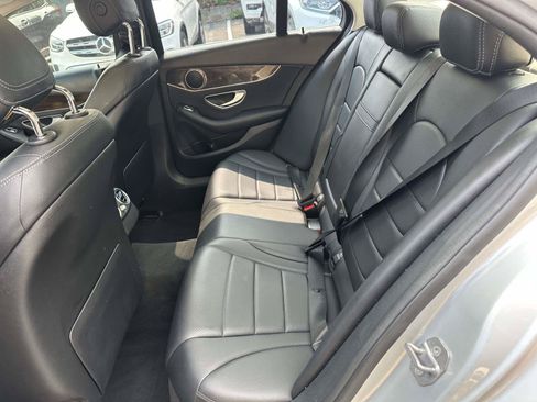Used 2018 Mercedes-Benz C 300 4MATIC Sedan image 18