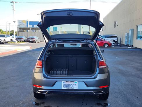 Used 2021 Volkswagen Golf 4-Door FWD image 5