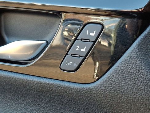 Used 2023 Honda CR-V EX-L image 24