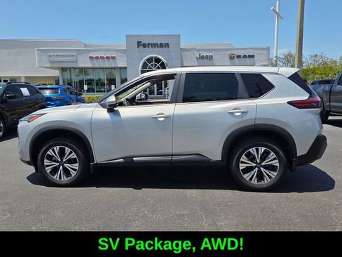 Used 2023 Nissan Rogue SV AWD/4WD image 4
