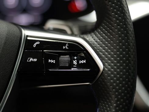 Used 2022 Audi RS 7 Sportback image 30