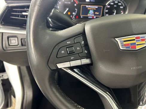 Used 2024 Cadillac XT6 Premium Luxury image 15