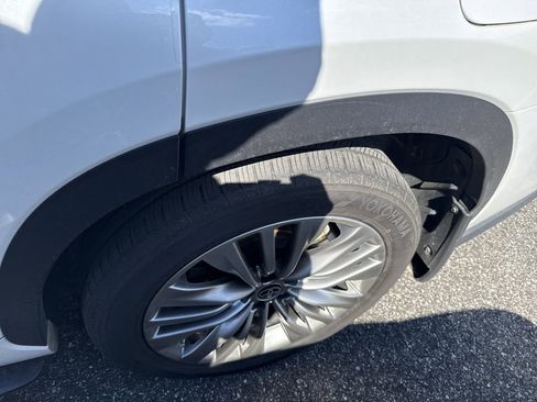 Used 2022 Toyota Highlander Platinum image 8