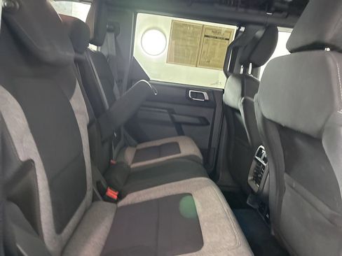 Used 2025 Ford Bronco Big Bend image 24