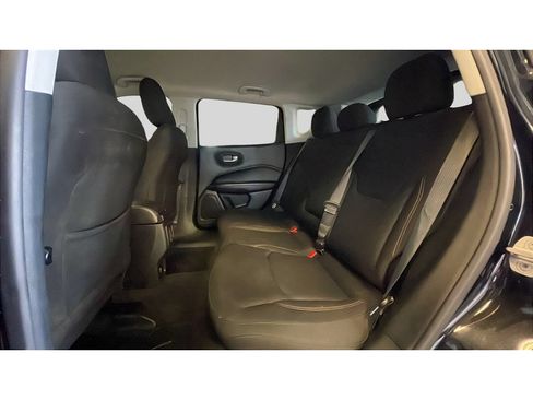 Used 2017 Jeep Compass Sport w/ Cold Weather Group AWD/4WD image 15