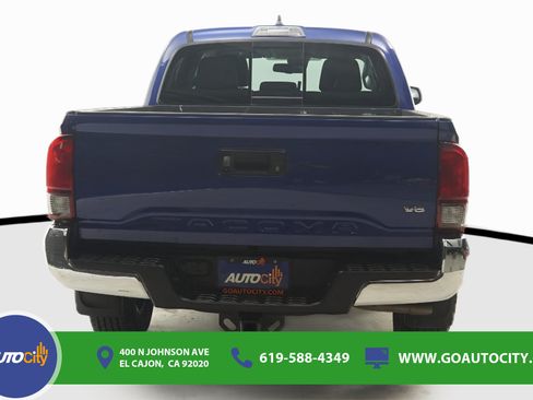 Used 2022 Toyota Tacoma SR5 RWD image 12