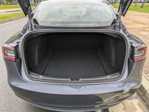 Used 2023 Tesla Model 3 Standard Range image 8