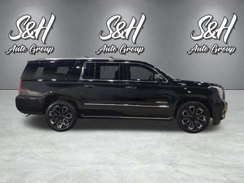 Used 2019 GMC Yukon XL Denali w/ Denali Ultimate Package AWD/4WD image 27