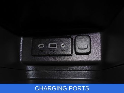 Used 2024 Chevrolet Equinox LT w/ LPO, Floor Liner Package FWD image 10