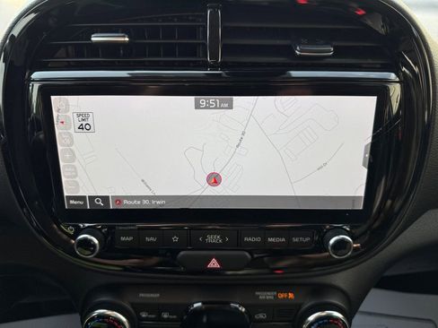 Certified 2023 Kia Soul GT-Line FWD image 19